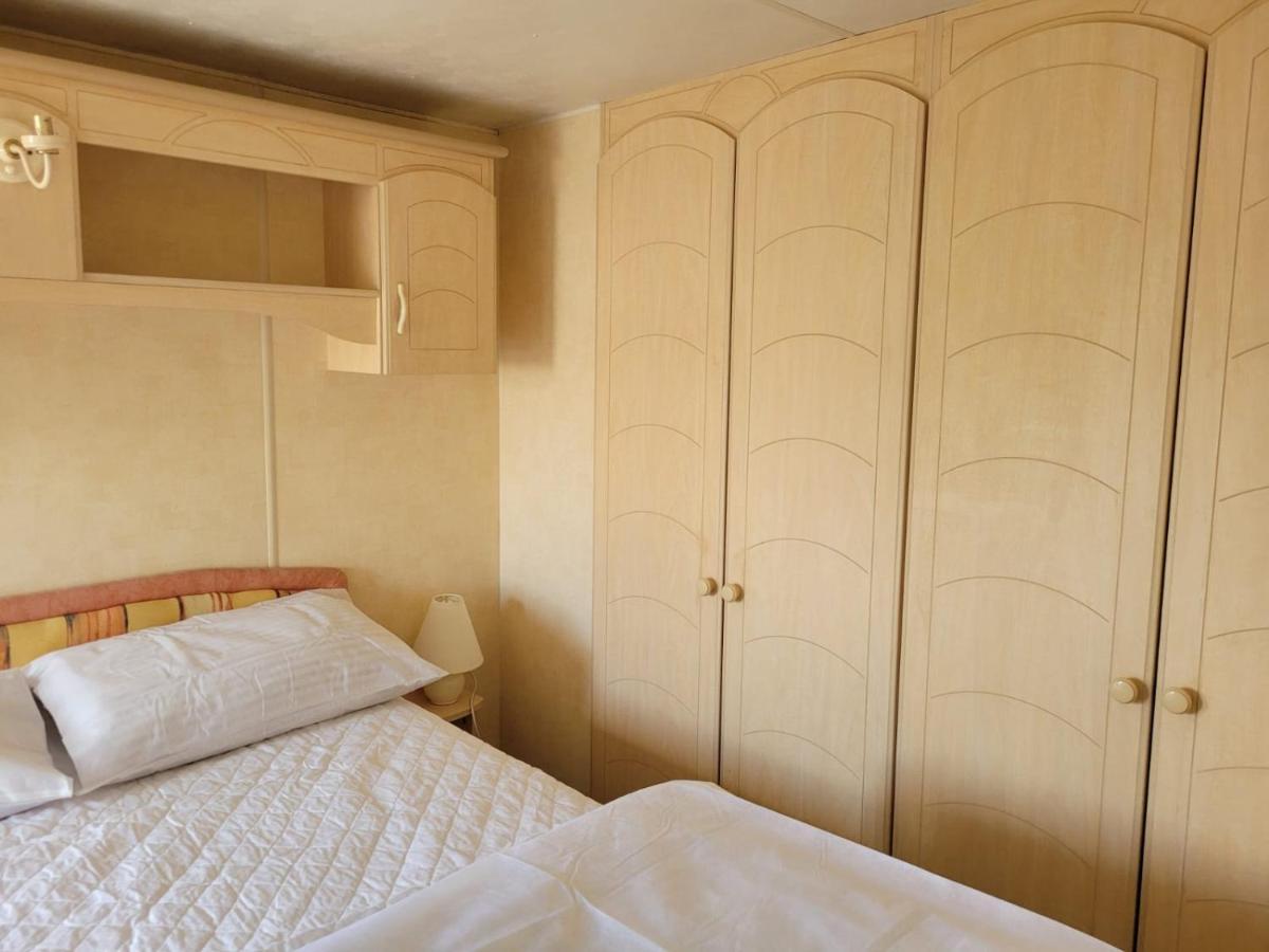 4 Berth Seaview